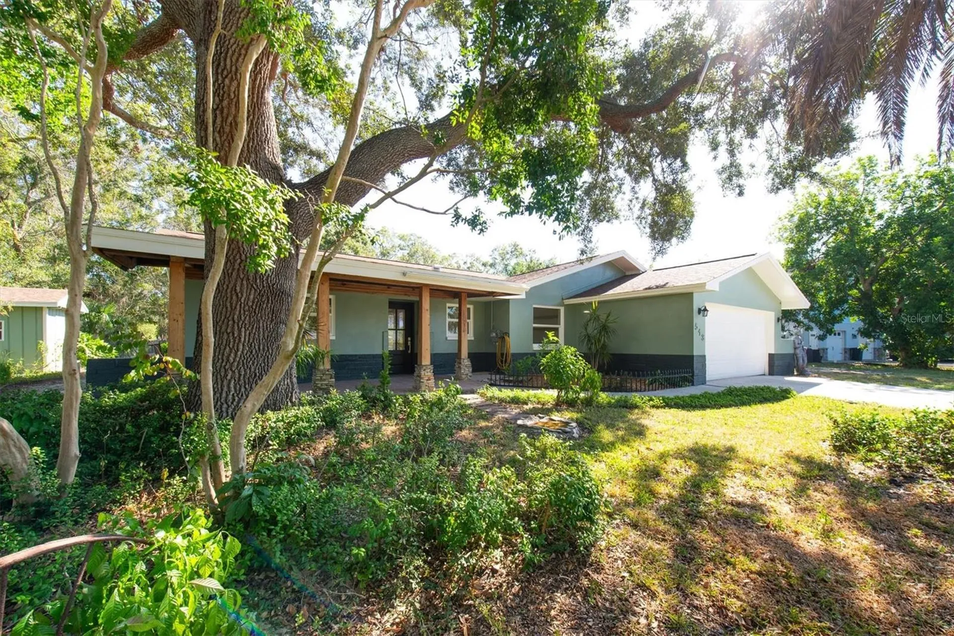 513 Oakwood Boulevard Oldsmar FL 34677