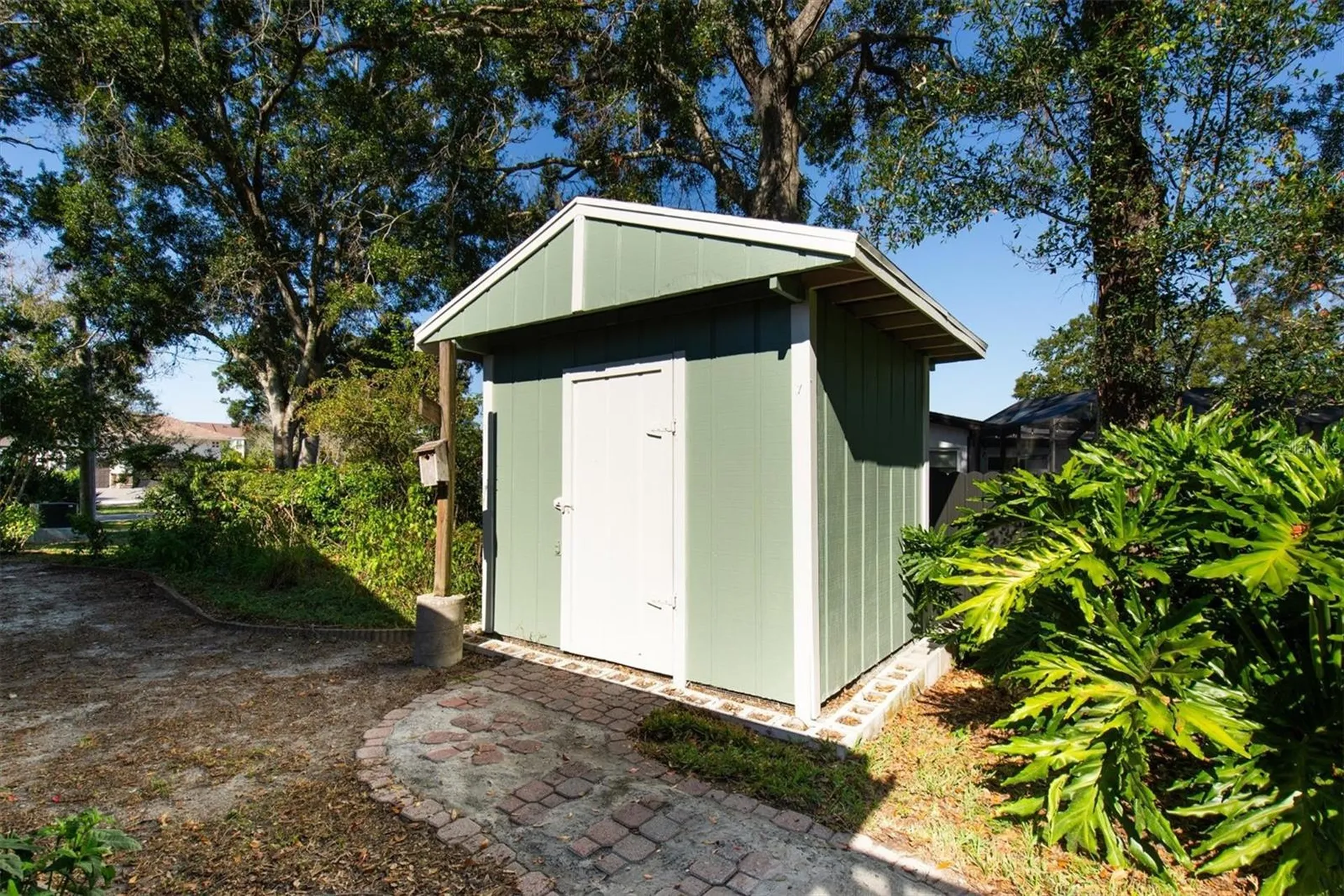 513 Oakwood Boulevard Oldsmar FL 34677