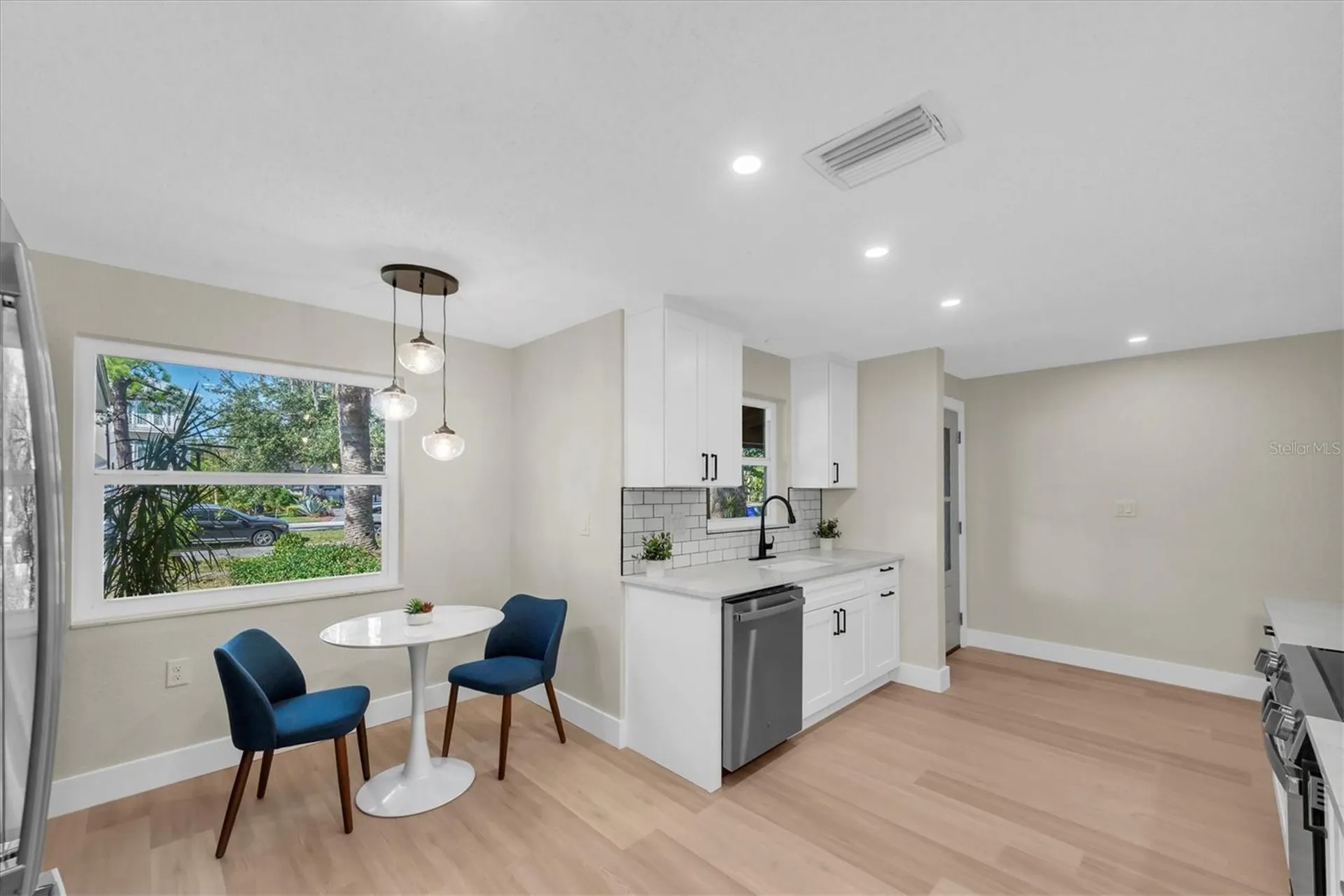 513 Oakwood Boulevard Oldsmar FL 34677
