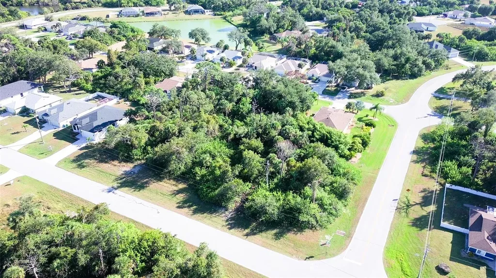197 Cougar Way Rotonda West FL 33947