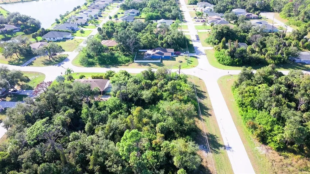 197 Cougar Way Rotonda West FL 33947