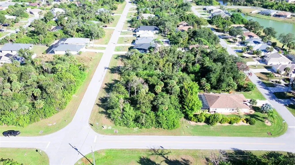 197 Cougar Way Rotonda West FL 33947