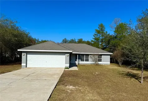 7 Malauka Pass Lane Ocklawaha FL 32179