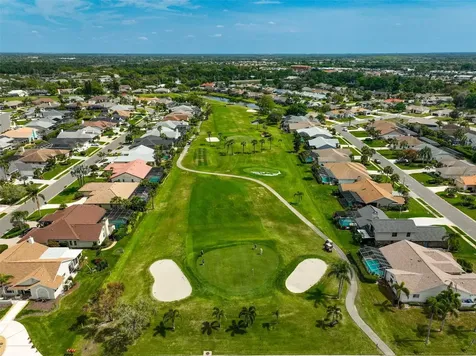 4115 Putter Place Bradenton FL 34203