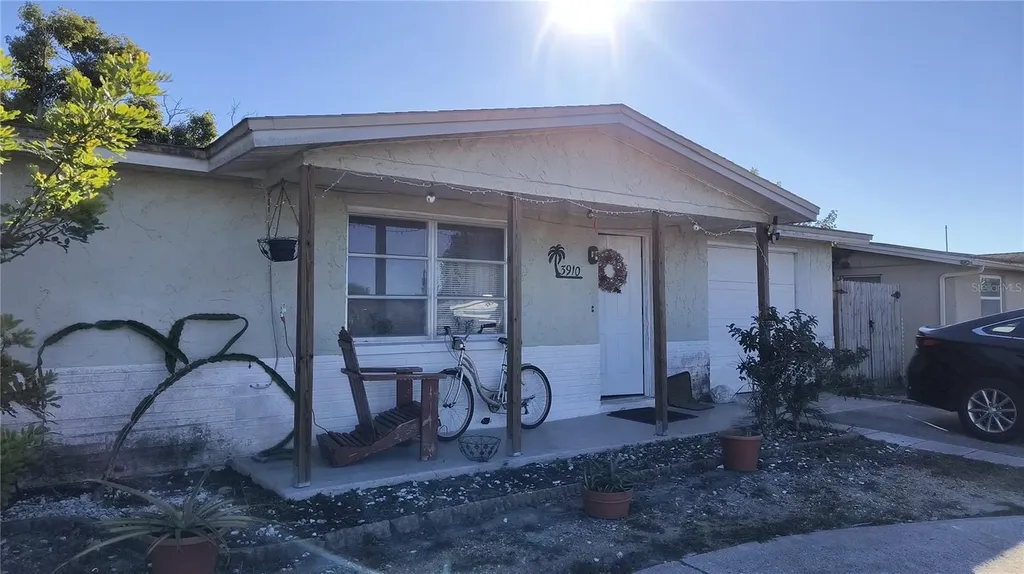 3910 Darlington Road Holiday FL 34691
