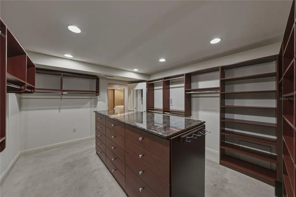 838 Monterey Boulevard NE St Petersburg FL 33704