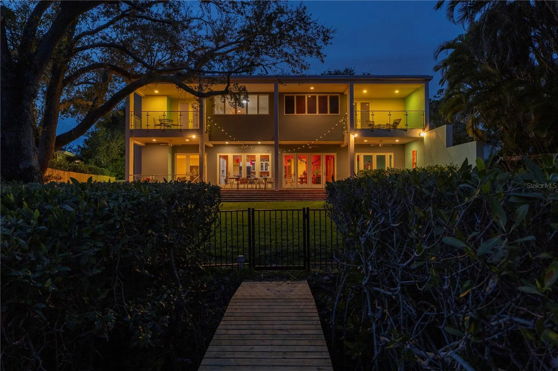 838 Monterey Boulevard NE St Petersburg FL 33704