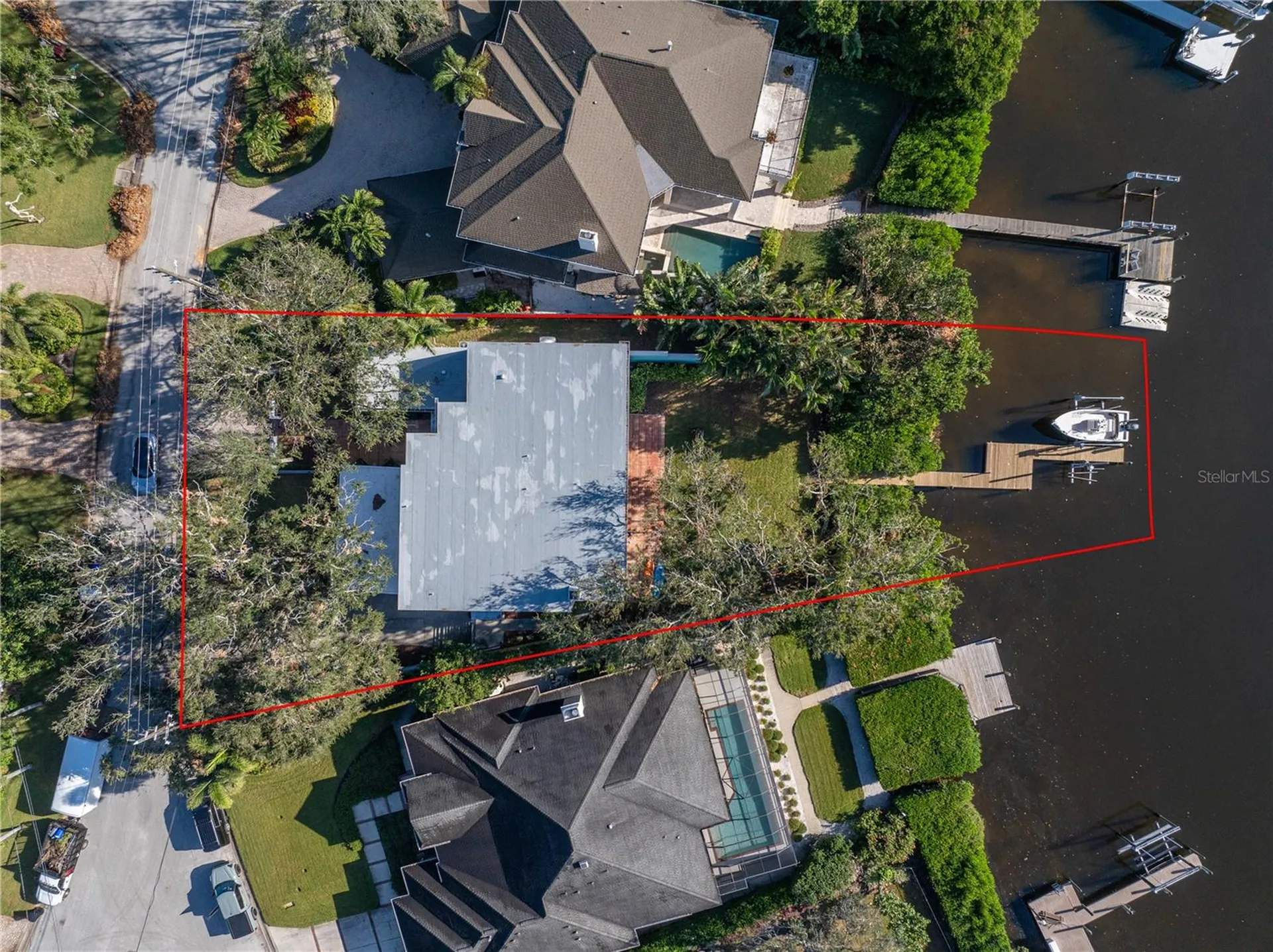 838 Monterey Boulevard NE St Petersburg FL 33704
