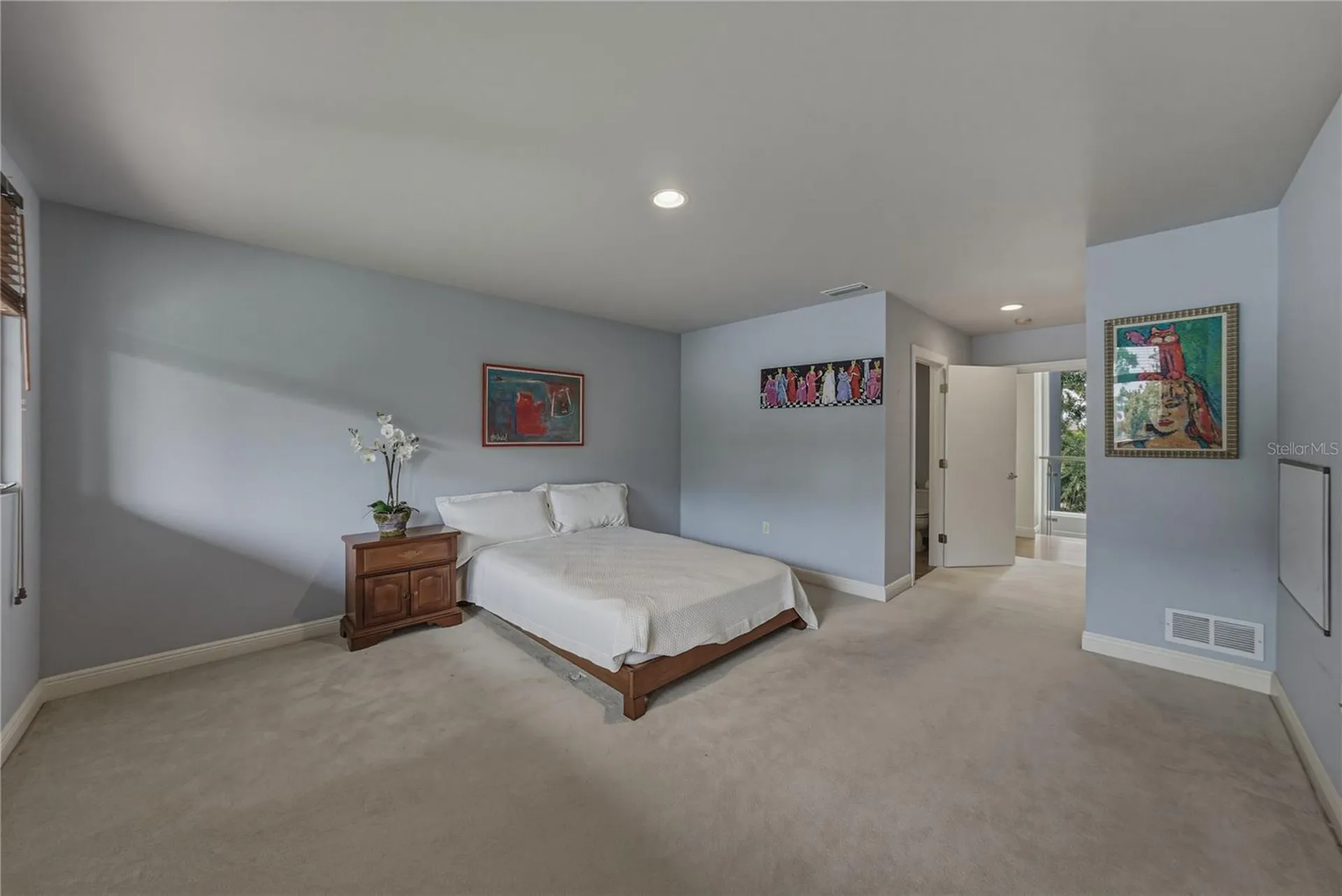 838 Monterey Boulevard NE St Petersburg FL 33704