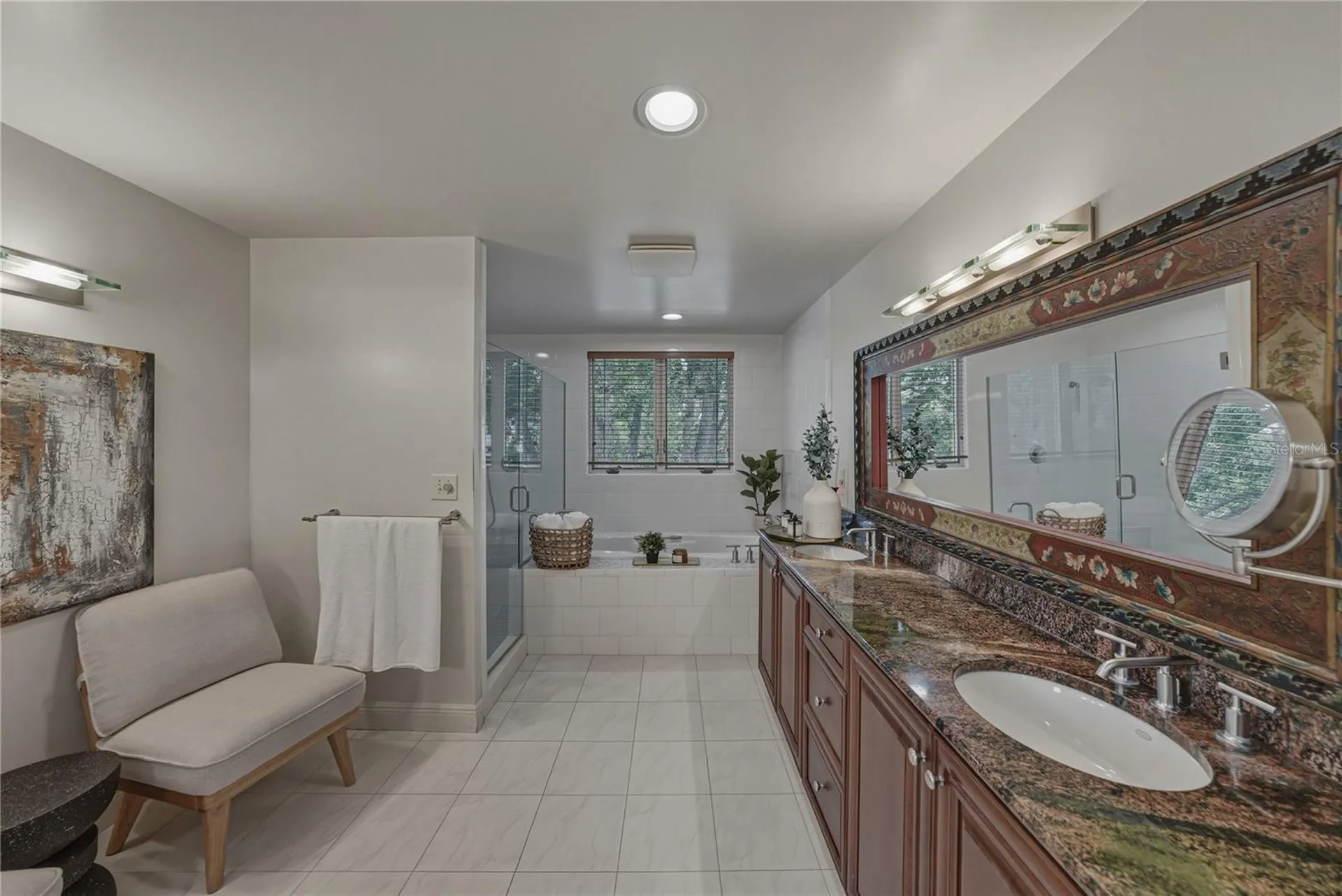 838 Monterey Boulevard NE St Petersburg FL 33704