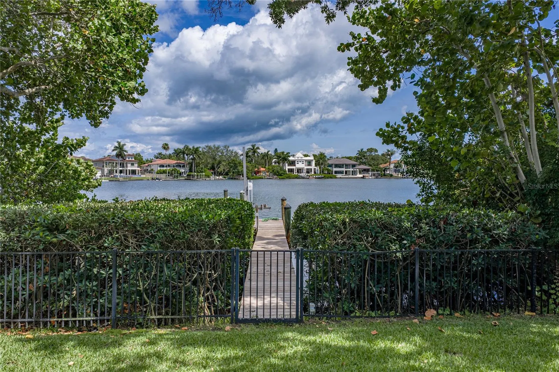 838 Monterey Boulevard NE St Petersburg FL 33704