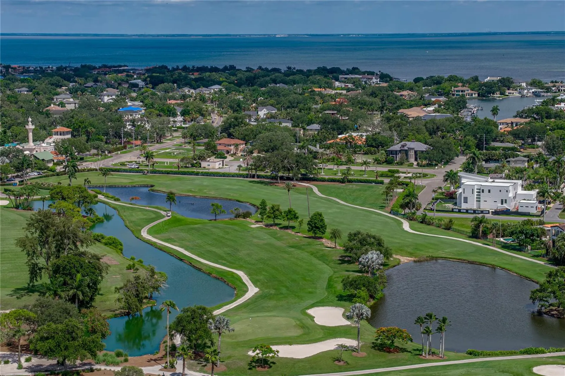 838 Monterey Boulevard NE St Petersburg FL 33704
