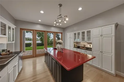 838 Monterey Boulevard NE St Petersburg FL 33704