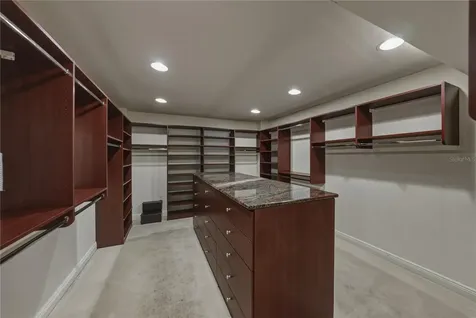 838 Monterey Boulevard NE St Petersburg FL 33704
