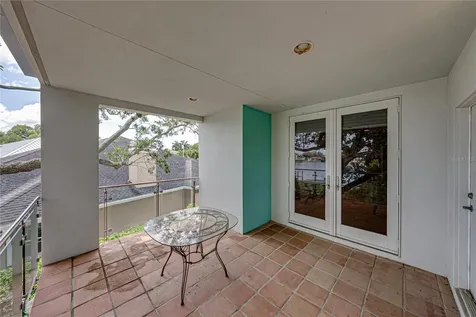 838 Monterey Boulevard NE St Petersburg FL 33704