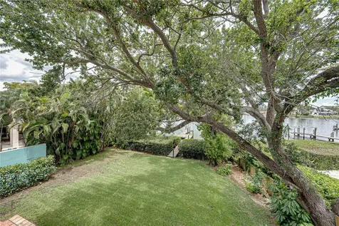 838 Monterey Boulevard NE St Petersburg FL 33704