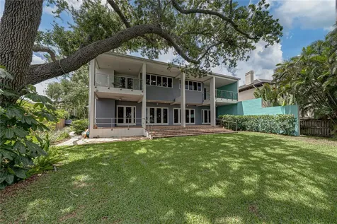 838 Monterey Boulevard NE St Petersburg FL 33704