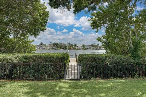 838 Monterey Boulevard NE St Petersburg FL 33704