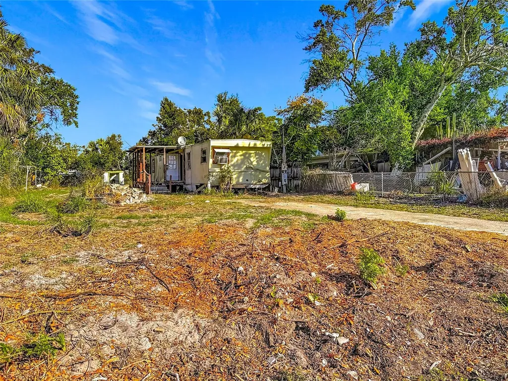 7135 Elizabeth Avenue Hudson FL 34667