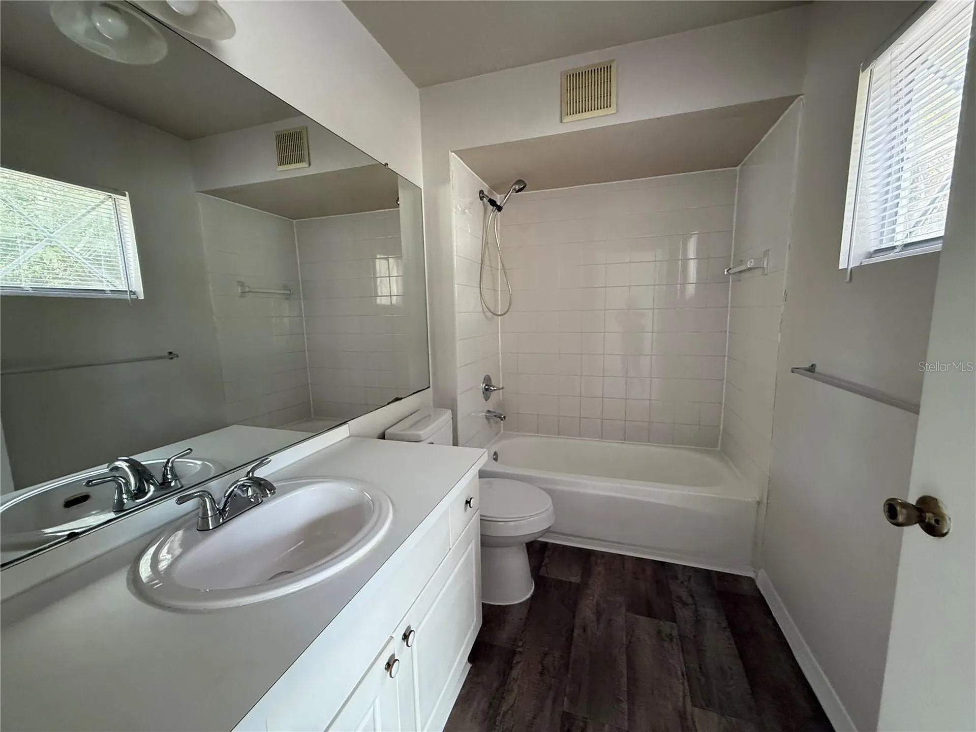 4201 Woodstorks Walk Way Lutz FL 33558