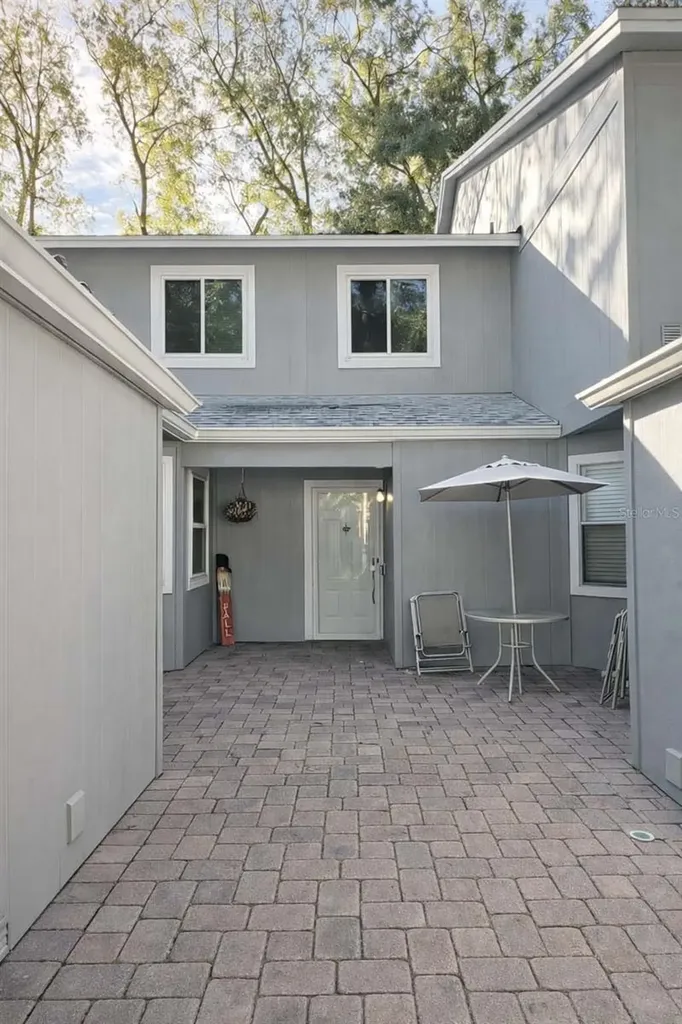 626 Red Oak Circle Altamonte Springs FL 32701