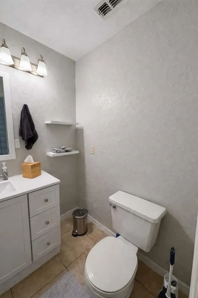 626 Red Oak Circle Altamonte Springs FL 32701