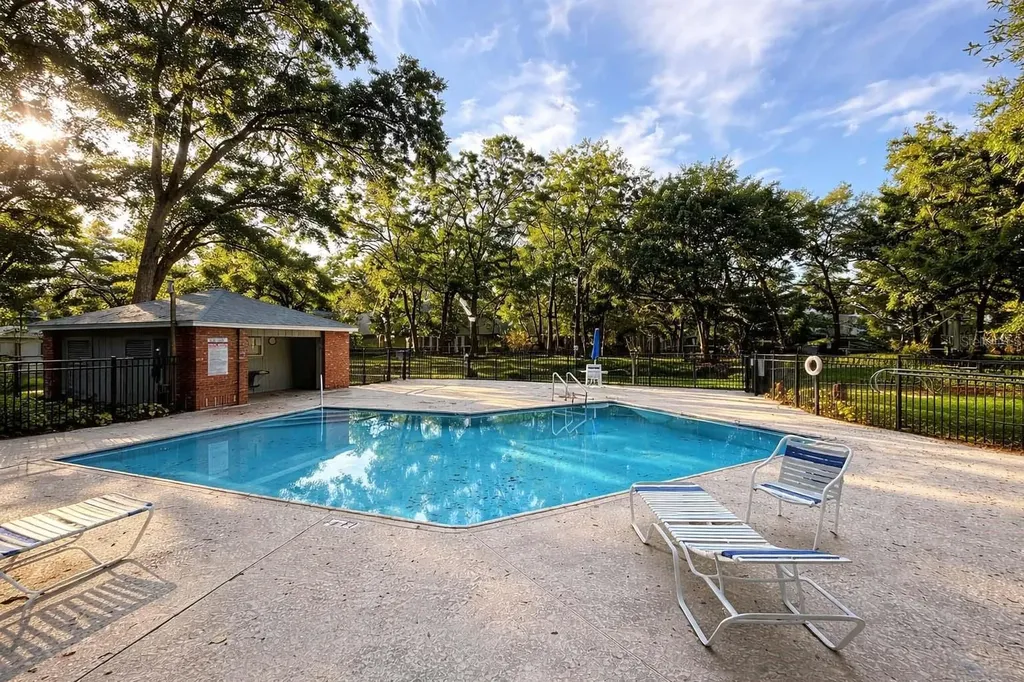 626 Red Oak Circle Altamonte Springs FL 32701