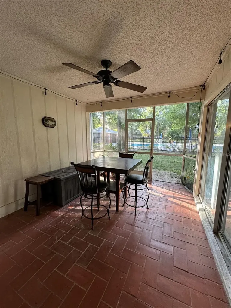626 Red Oak Circle Altamonte Springs FL 32701