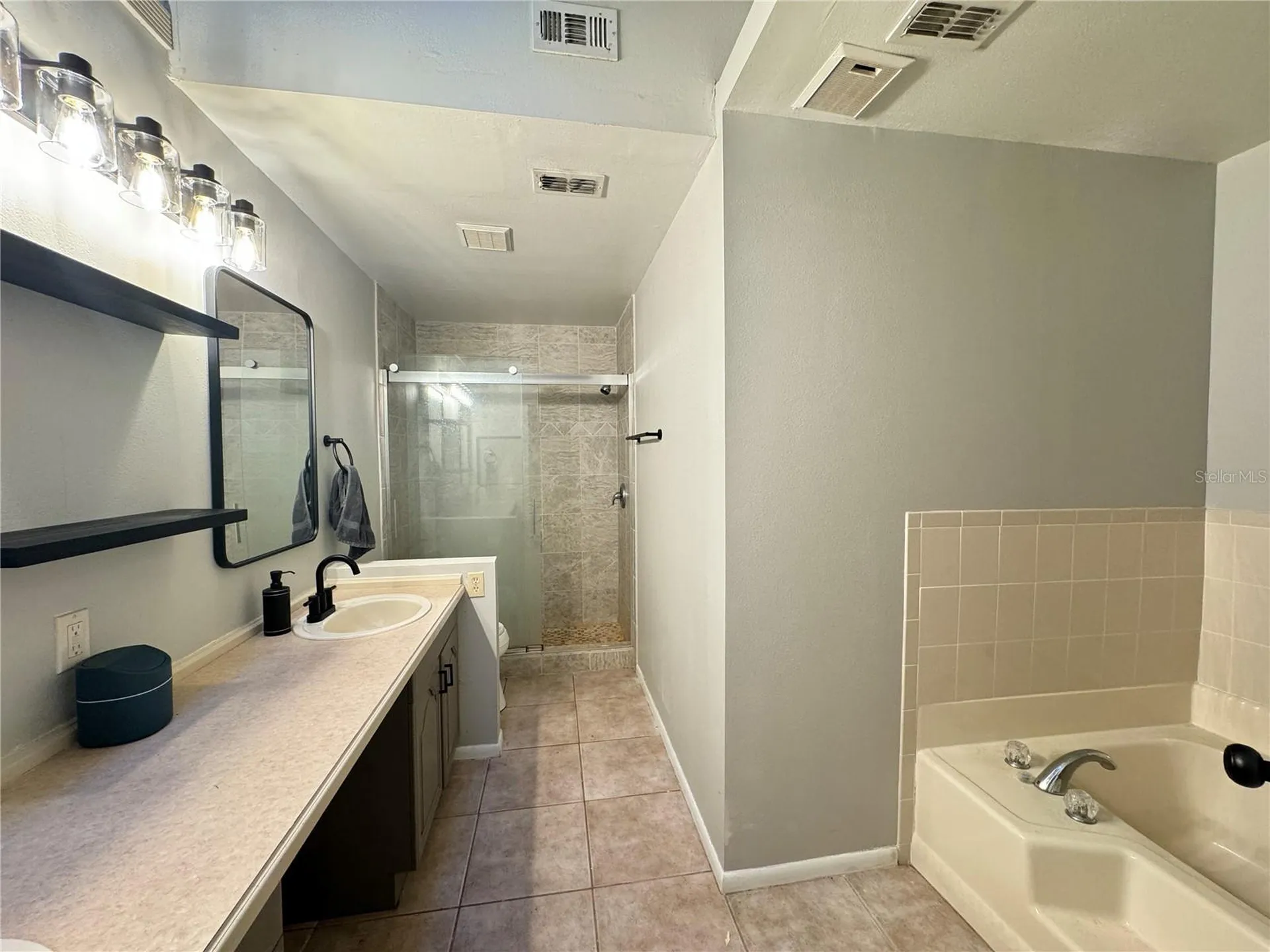626 Red Oak Circle Altamonte Springs FL 32701