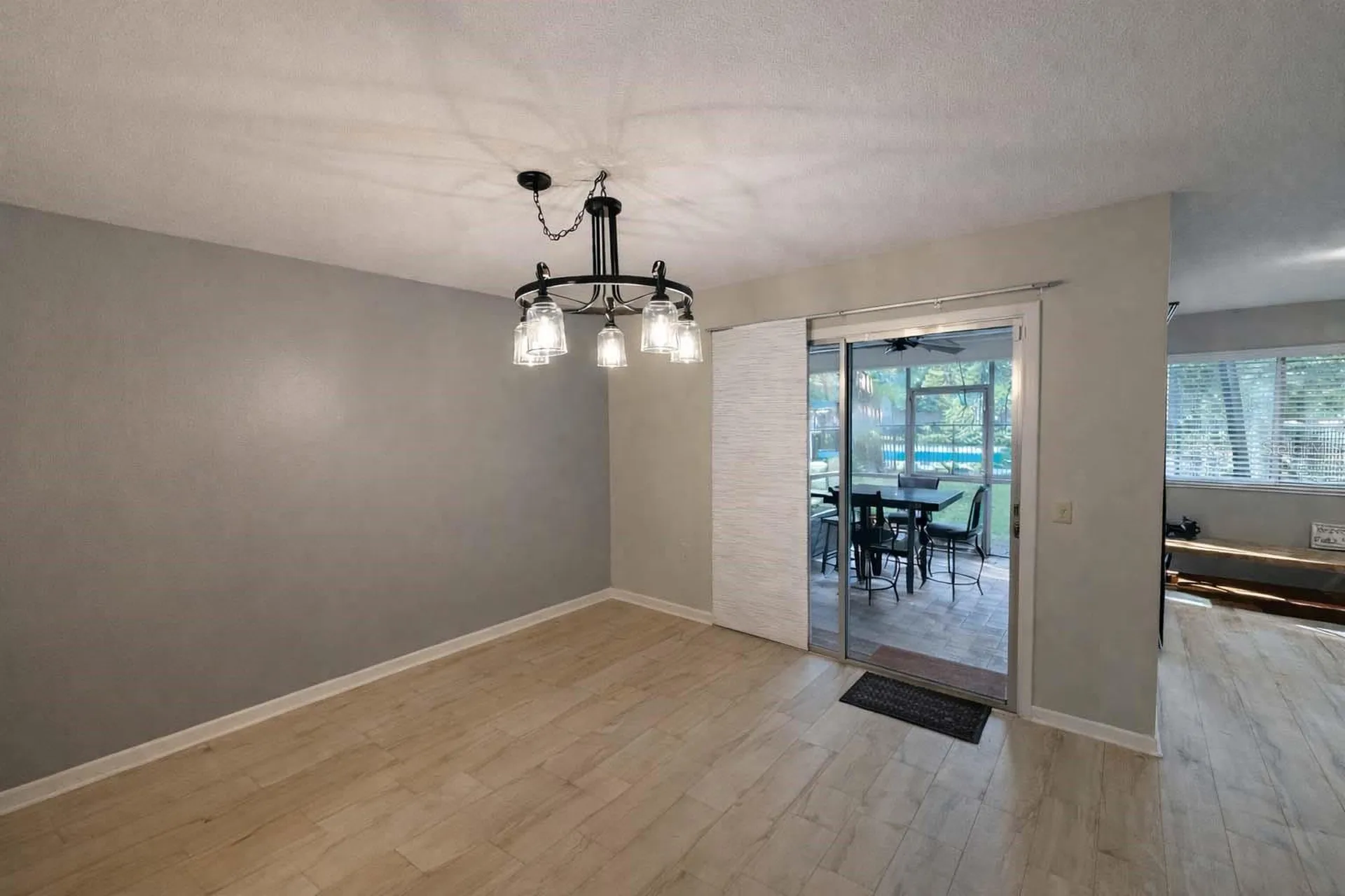 626 Red Oak Circle Altamonte Springs FL 32701