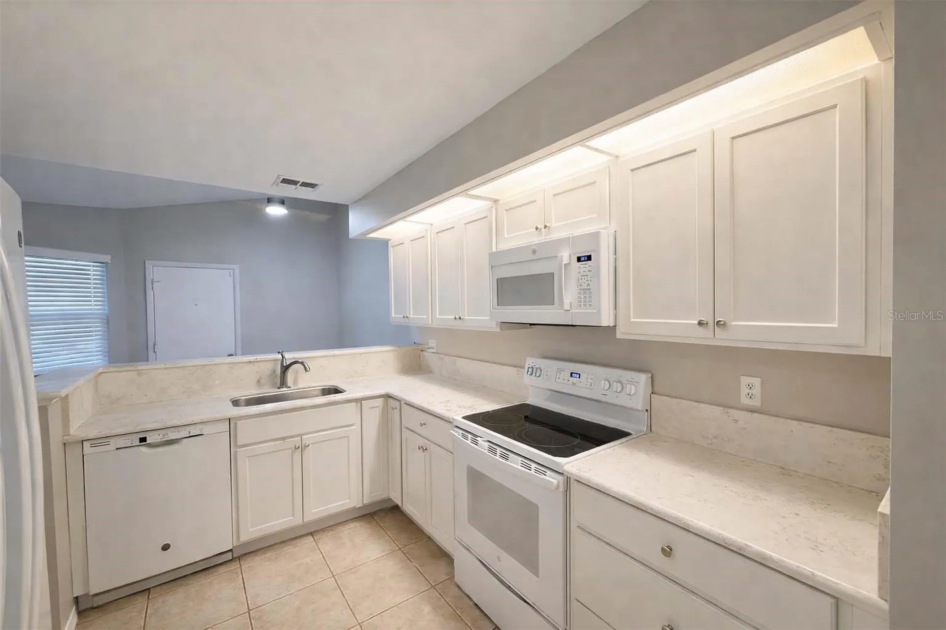 626 Red Oak Circle Altamonte Springs FL 32701