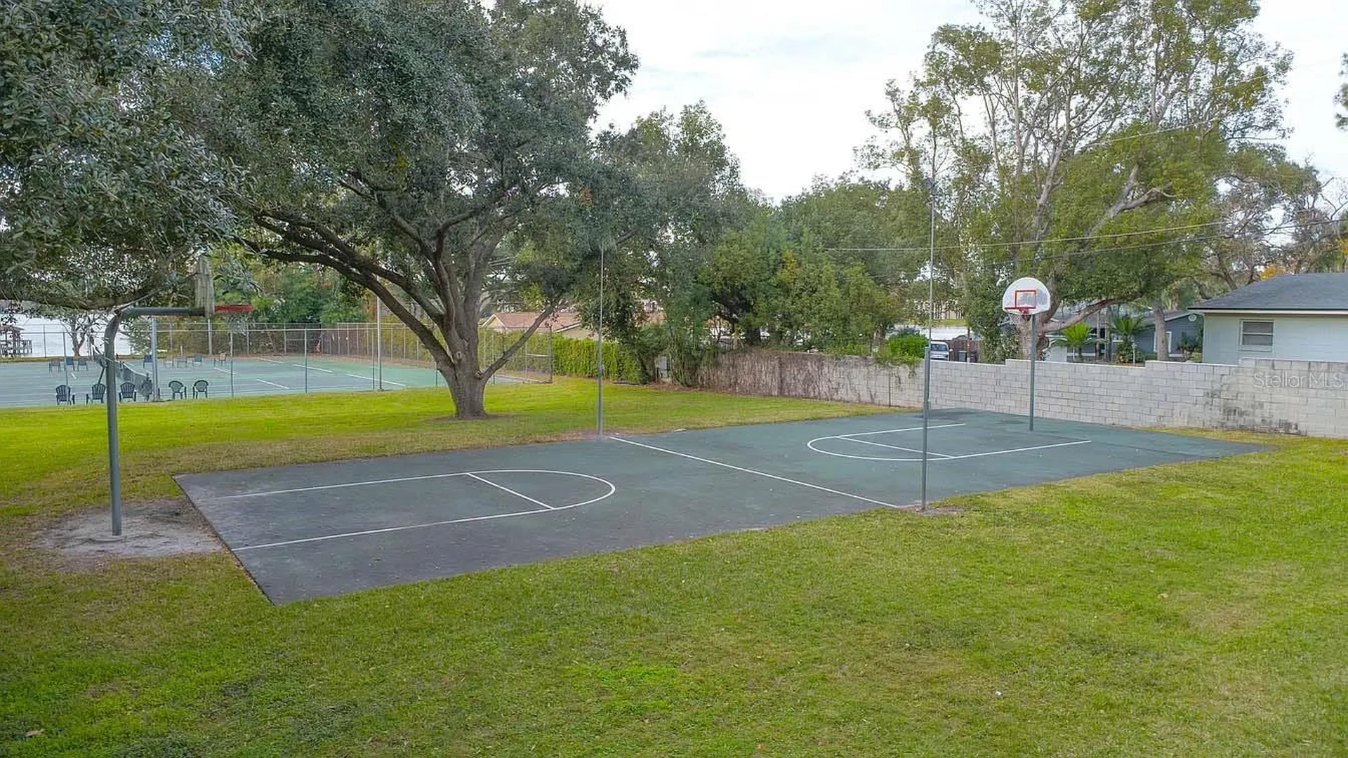 626 Red Oak Circle Altamonte Springs FL 32701