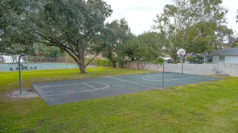 626 Red Oak Circle Altamonte Springs FL 32701