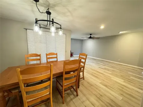 626 Red Oak Circle Altamonte Springs FL 32701