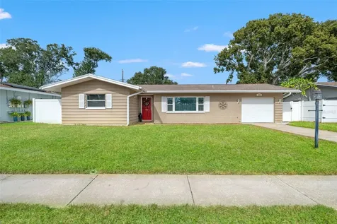 1642 Fortune Drive Clearwater FL 33756
