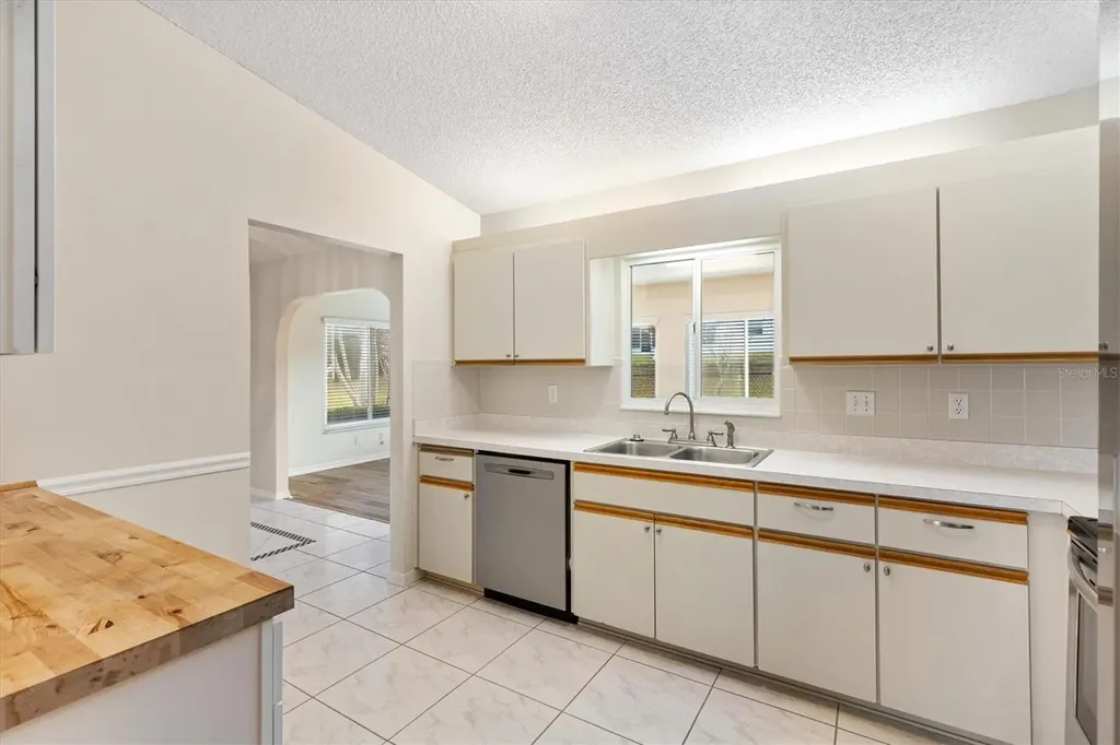 10767 SE 174th Loop Summerfield FL 34491