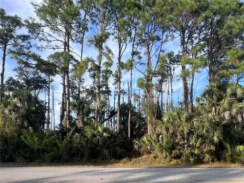 13486 Chamberlain Boulevard Port Charlotte FL 33953