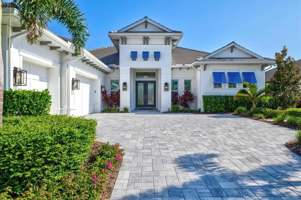 7916 Mainsail Lane Sarasota FL 34240