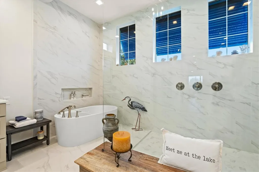 7916 Mainsail Lane Sarasota FL 34240
