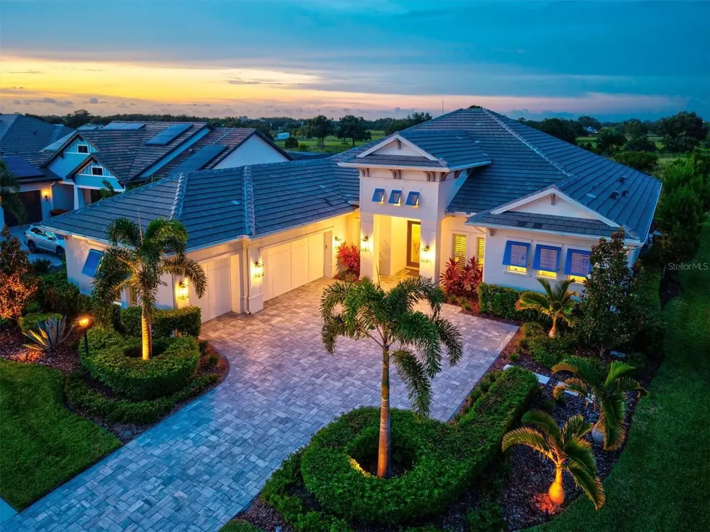 7916 Mainsail Lane Sarasota FL 34240