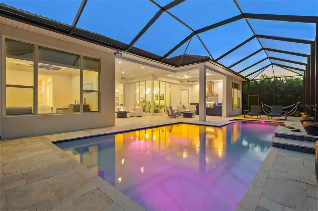 7916 Mainsail Lane Sarasota FL 34240