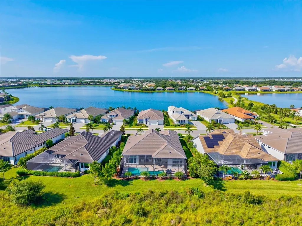 7916 Mainsail Lane Sarasota FL 34240