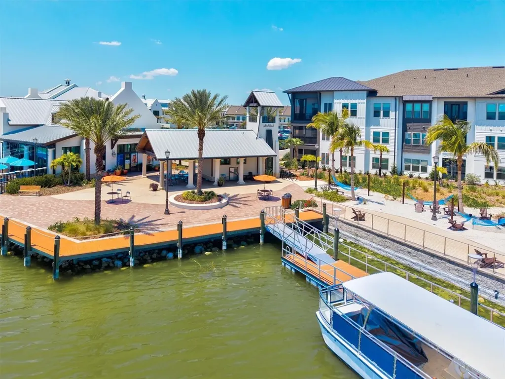 7916 Mainsail Lane Sarasota FL 34240