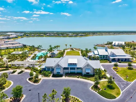 7916 Mainsail Lane Sarasota FL 34240