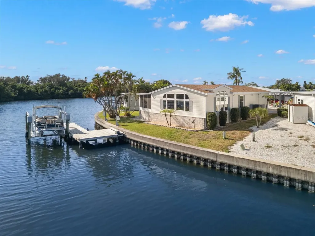 7013 Mount Piney Road NE St Petersburg FL 33702