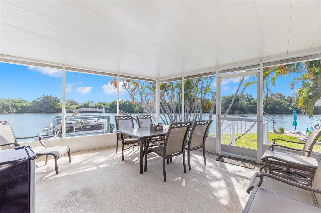 7013 Mount Piney Road NE St Petersburg FL 33702