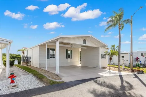 7013 Mount Piney Road NE St Petersburg FL 33702