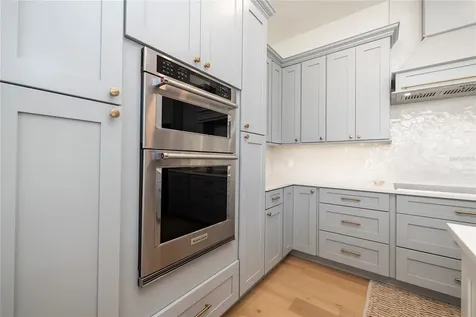 372 Larboard Way Clearwater Beach FL 33767