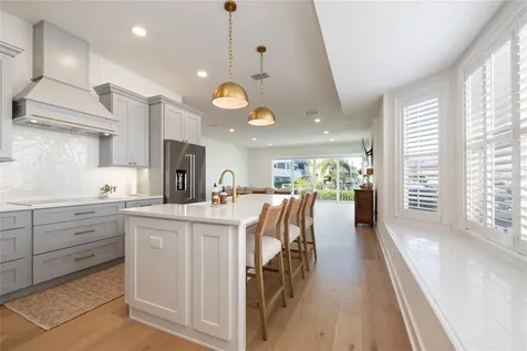 372 Larboard Way Clearwater Beach FL 33767