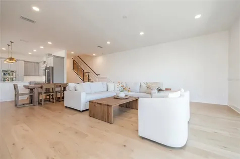372 Larboard Way Clearwater Beach FL 33767
